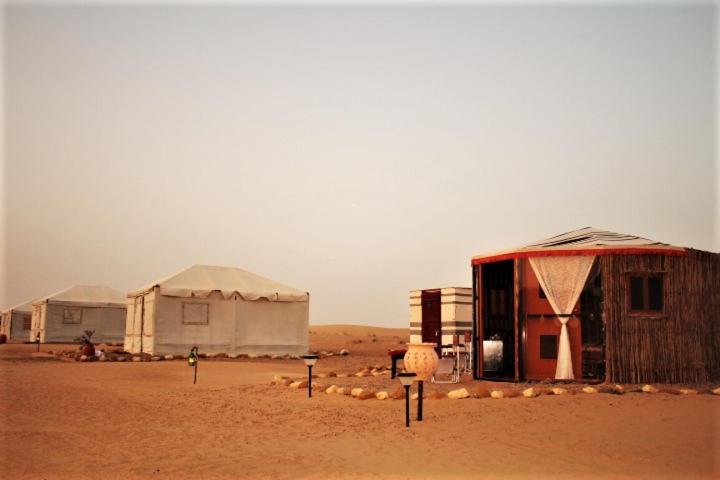 Legend Desert Camp Fulayj al Masha'ikh المظهر الخارجي الصورة
