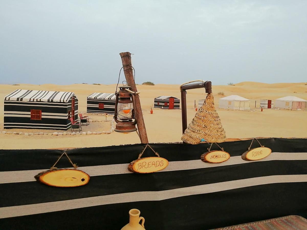 Legend Desert Camp Fulayj al Masha'ikh المظهر الخارجي الصورة